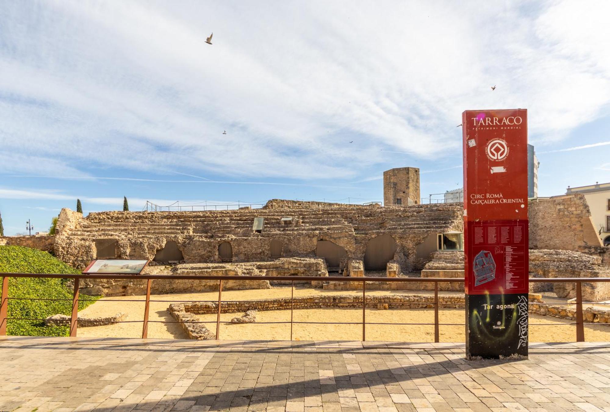 Grooovy Duplex Amb Terrassa Apartment Tarragona Exterior photo